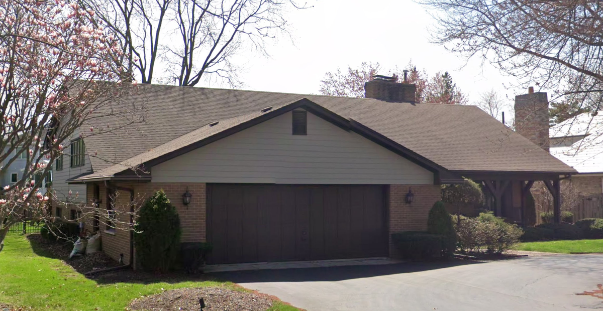 1220 Carriage Lane , La Grange, IL, US