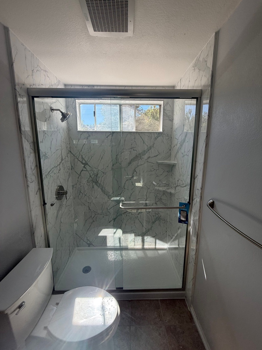 El Cajon, CA, 92019, US