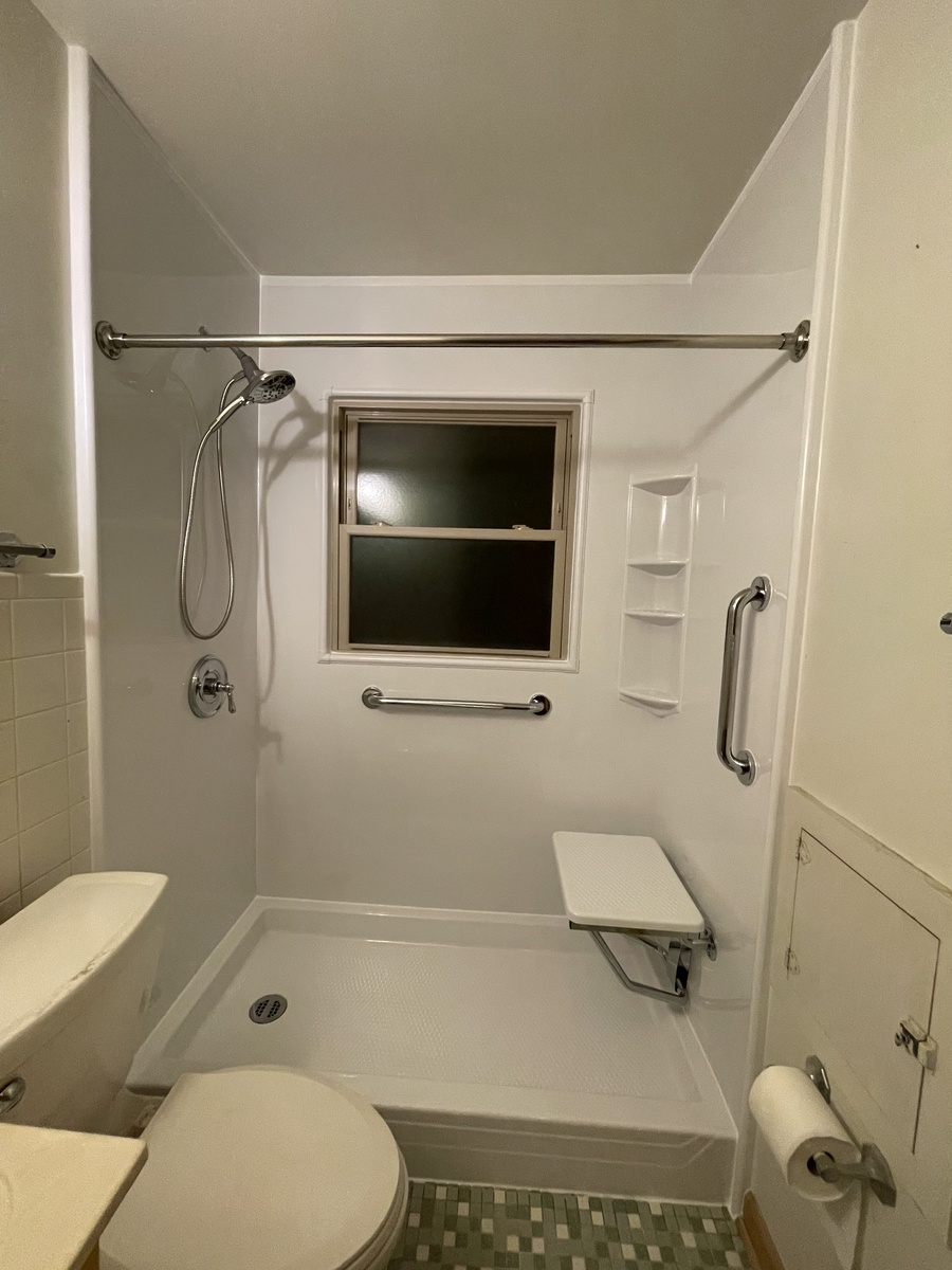 Milwaukee, WI, 53225, US