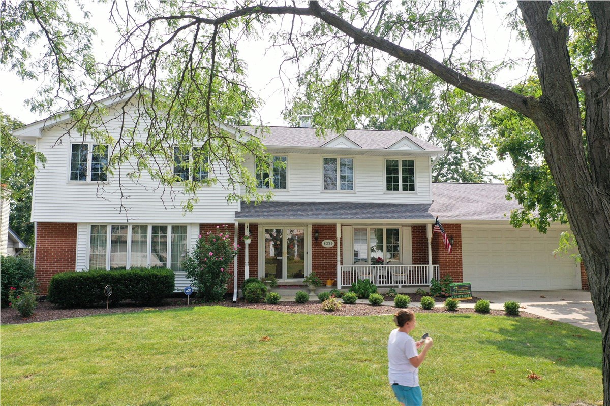 8329 Legend Lane , Orland Park, IL, US
