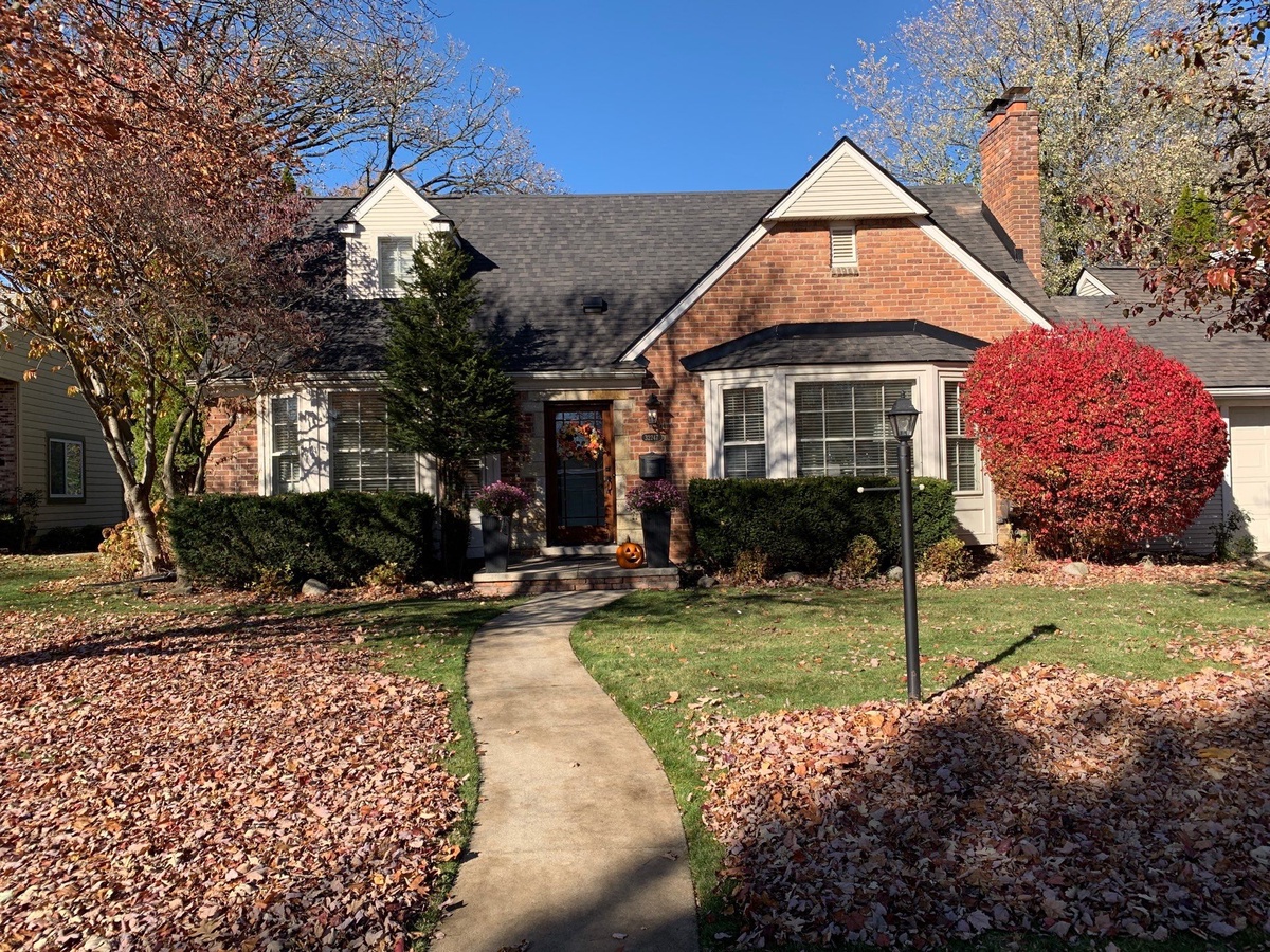 32247 Auburn Drive , Beverly Hills, MI, US