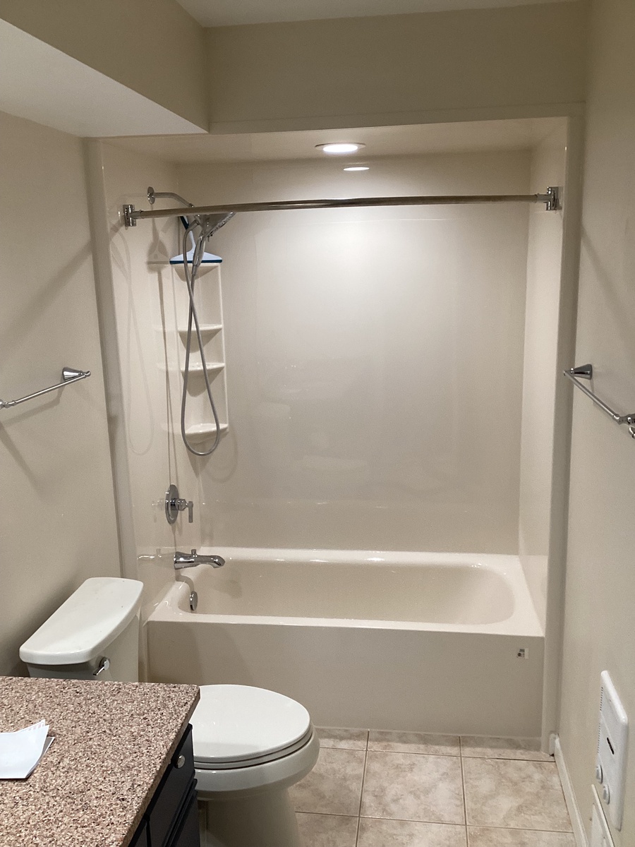 East Troy, WI, 53120, US