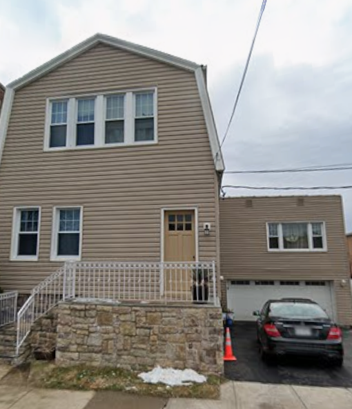 40 College Place , Yonkers, NY, US