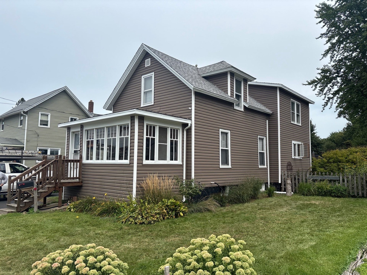 728 Park Avenue , Sycamore, IL, US
