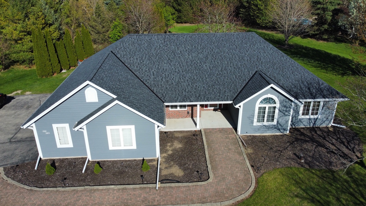 W275N7280 Red Cedar Court , Hartland, WI, US