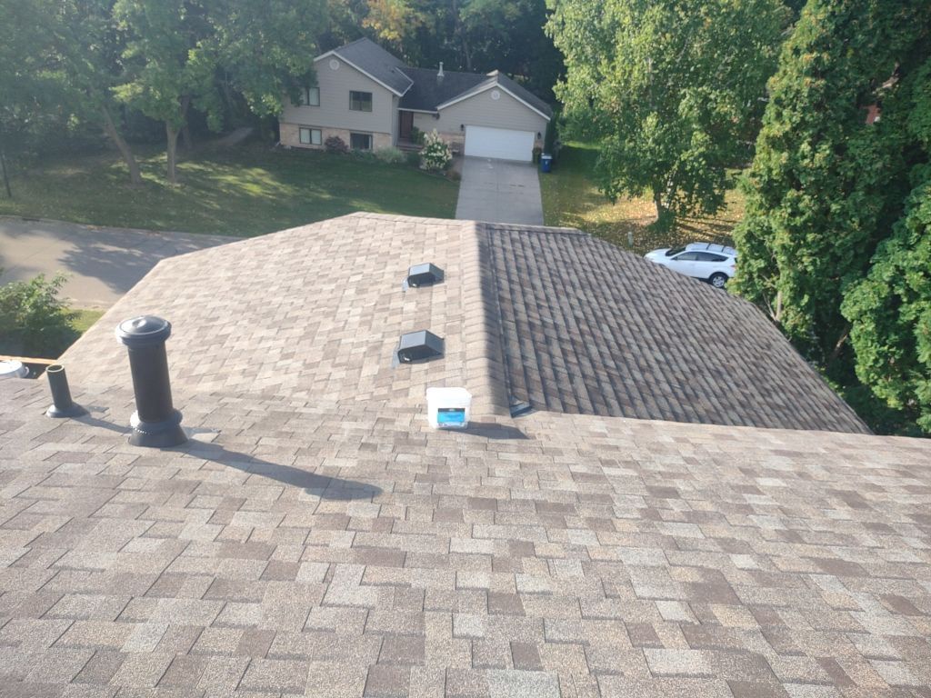 5530 Quinwood Lane North , Plymouth, MN, US