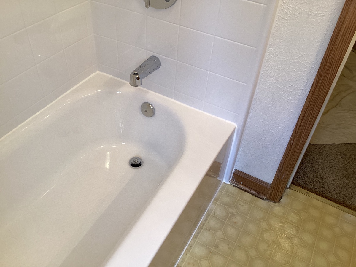 Waukesha, WI, 53186, US