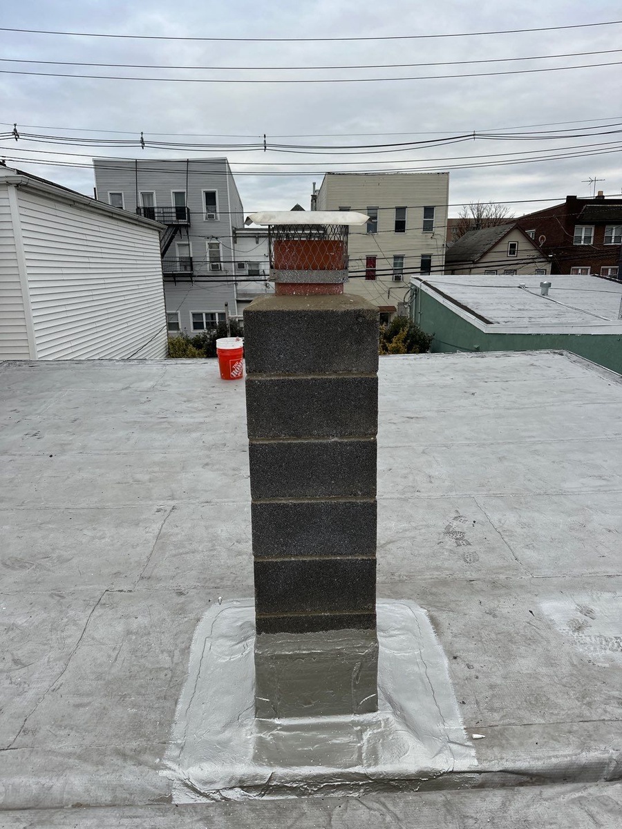 414 70th Street , Guttenberg, NJ, US