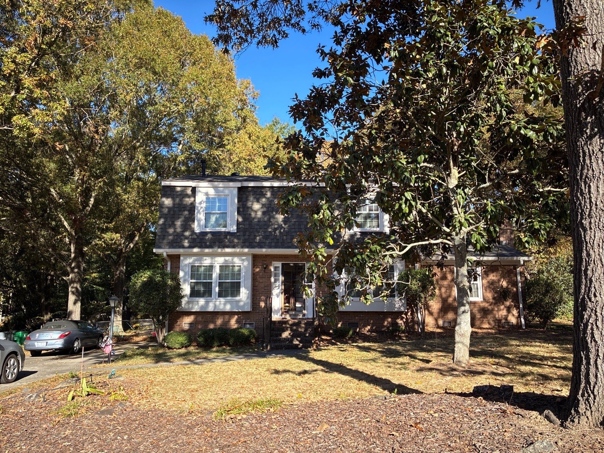 1338 E Barden Rd , Charlotte, NC, US