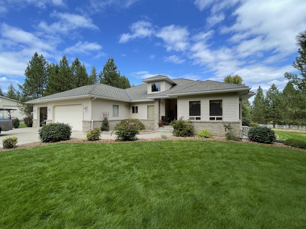 9717 North Francesca Lane , Newman Lake, WA, US
