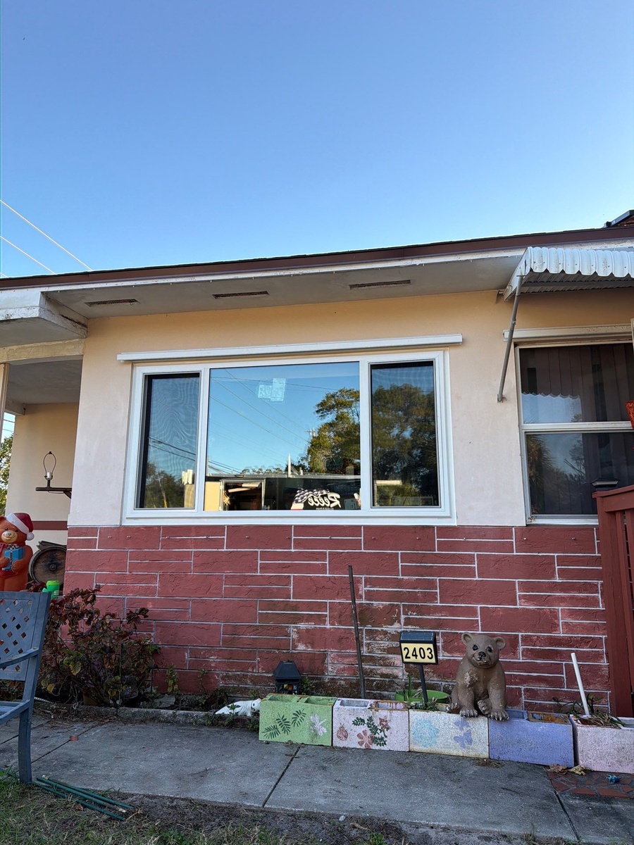 2403 58th Street South , Gulfport, FL, US