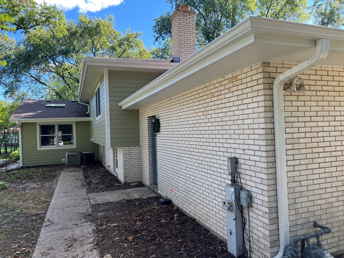 1126 Timber Trails Road , Downers Grove, IL, US