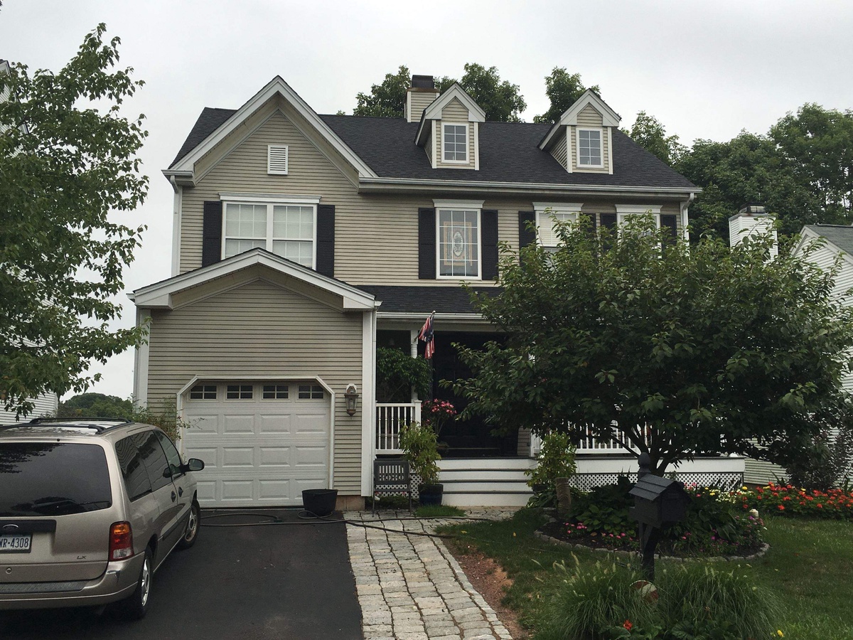 121 Arabian Road , Schwenksville, PA, US