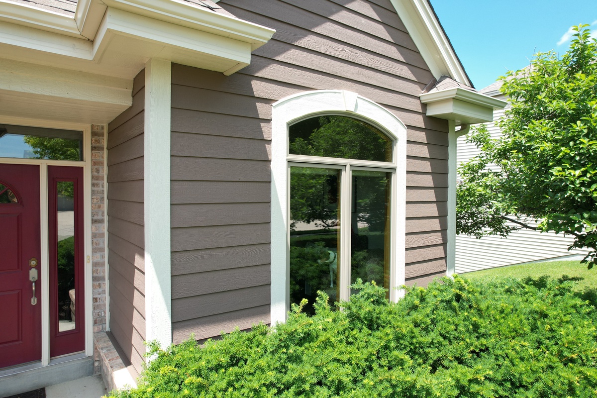 1922 Deer Path , Waukesha, WI, US