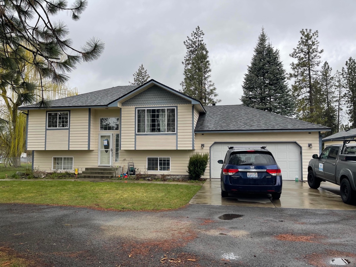 16225 North Wildflower Road , Nine Mile Falls, WA, US