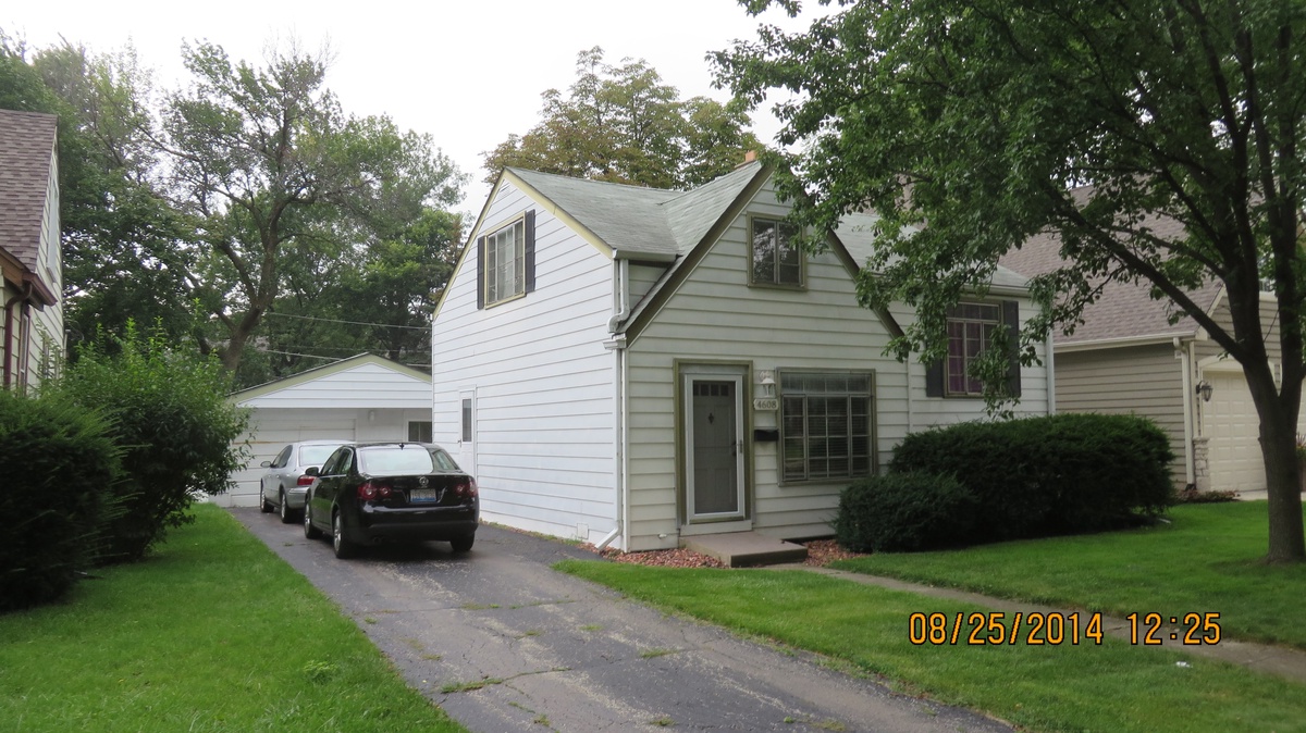 4608 Stanley Avenue , Downers Grove, IL, US