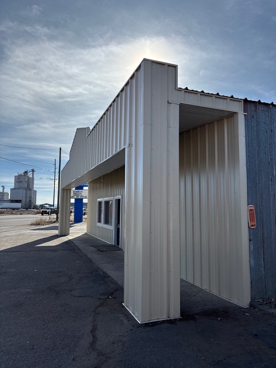 4444 S Yellowstone Hwy , Idaho Falls, ID, US