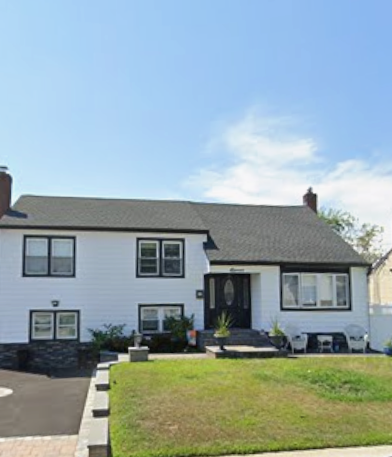 11 Appleby Lane , Bethpage, NY, US