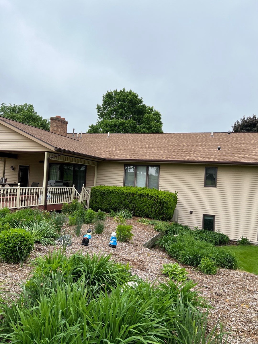 7437 Ivanrest Avenue Southwest , Byron Center, MI, US