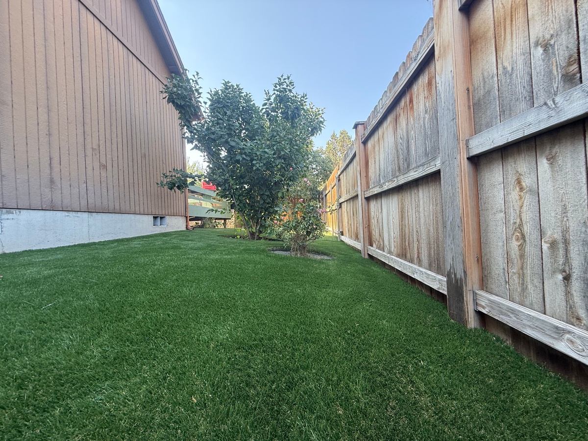 2180 Northeast Castle Avenue , Bend, OR, US