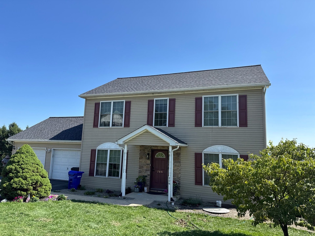 206 Summitville Road , New Holland, PA, US