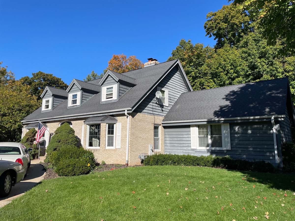 3550 South 120th Street , Greenfield, WI, US