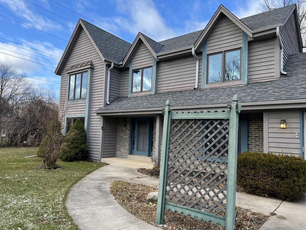 11830 West Clarke Street , Wauwatosa, WI, US