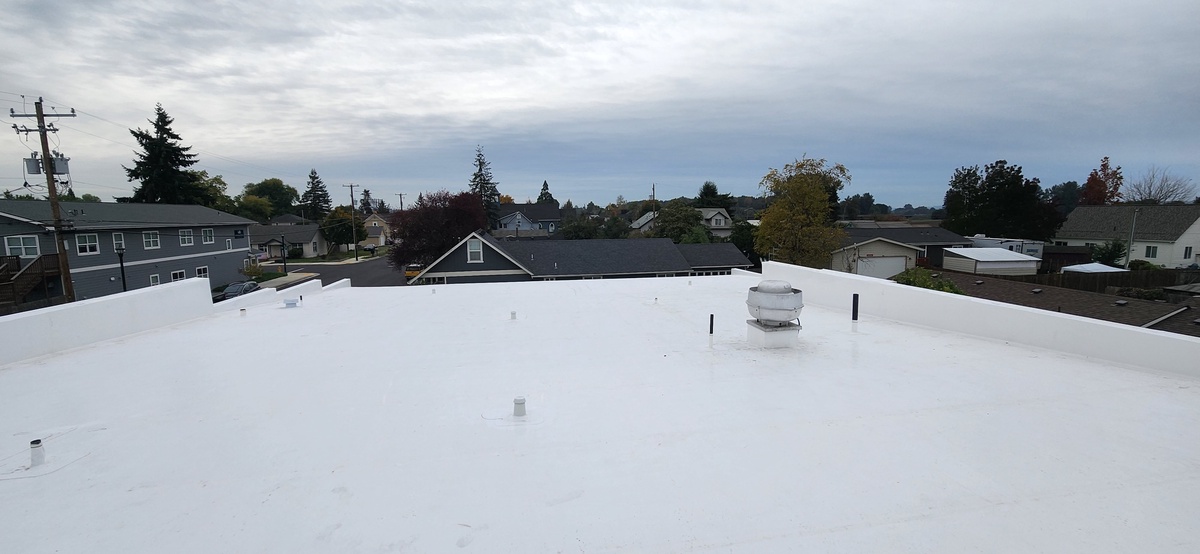 180 Moore Street , Harrisburg, OR, US