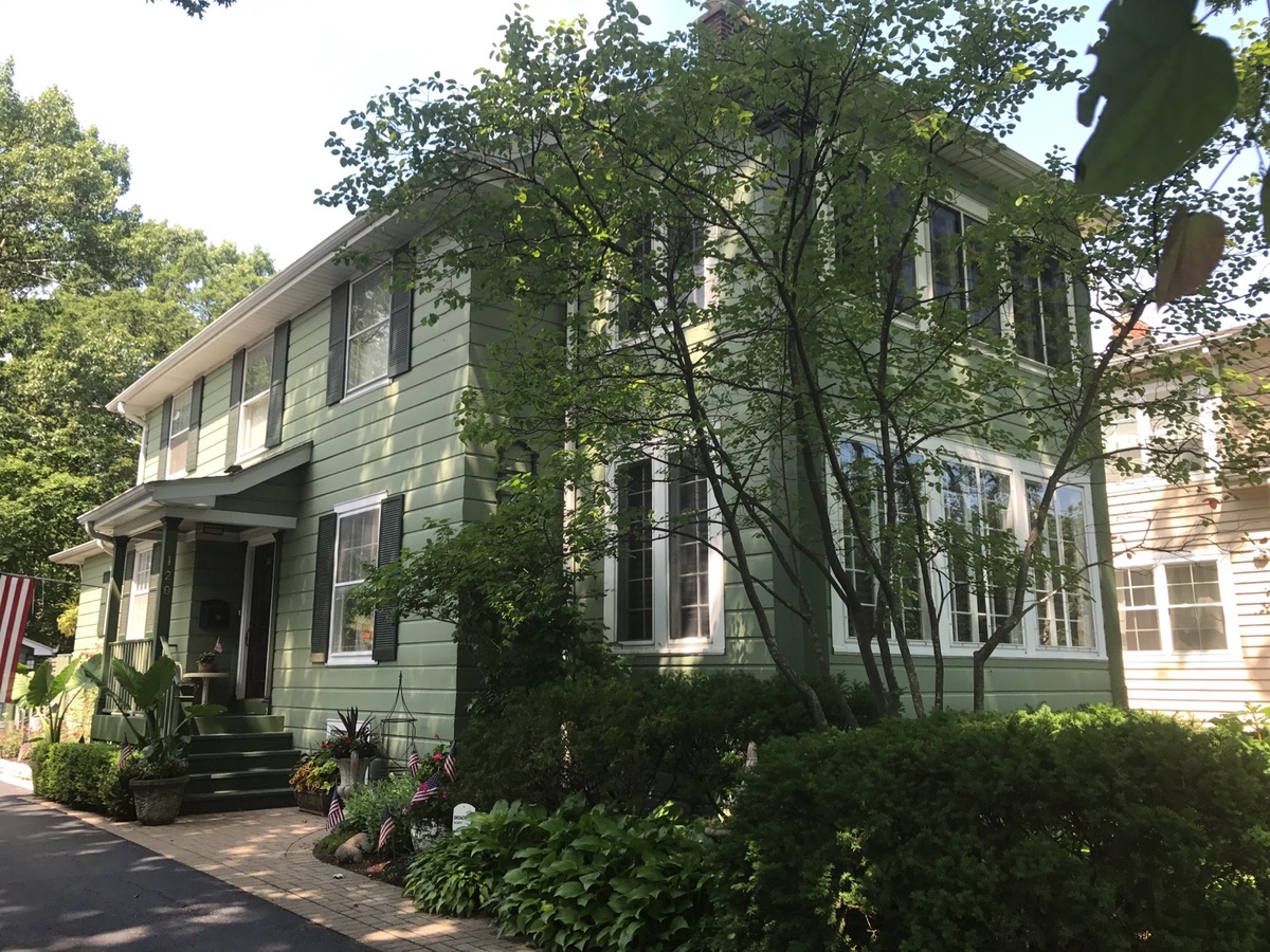 120 Linden Avenue , Glencoe, IL, US