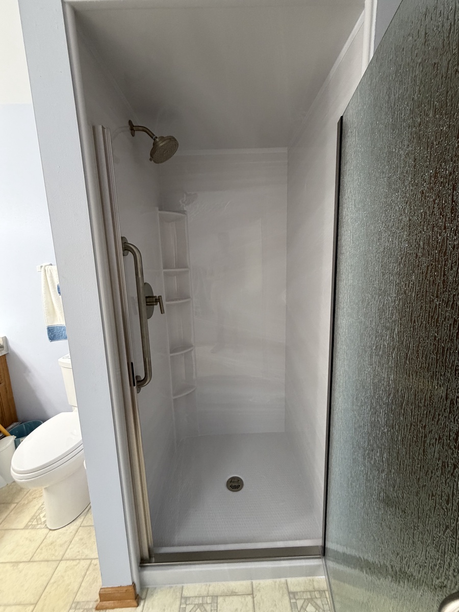 Eagle, WI, 53119, US