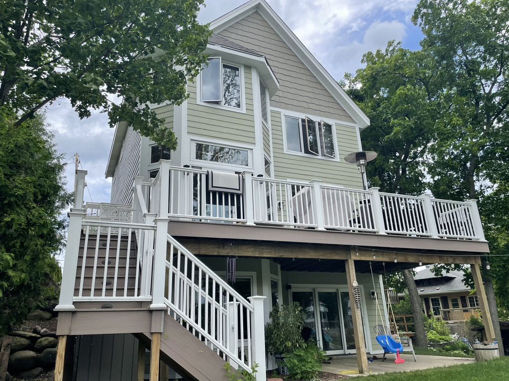 W350N5345 Road B , Okauchee Lake, WI, US