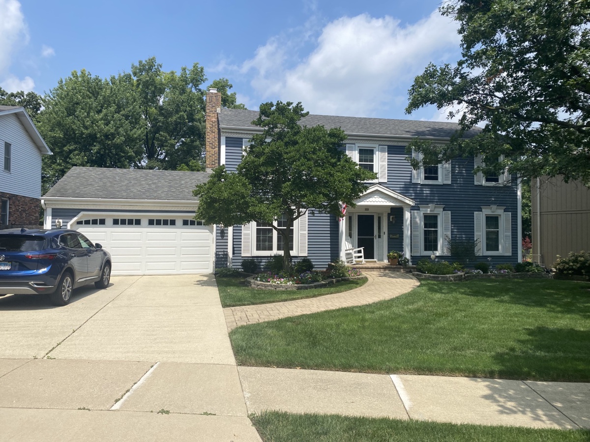 1050 39th Street , Downers Grove, IL, US