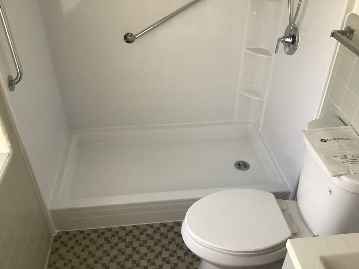 St. Louis, MO, 63121, US