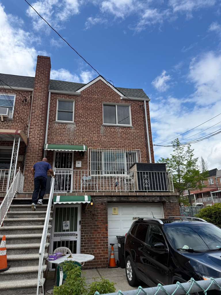 1417 Oakley Street , The Bronx, NY, US