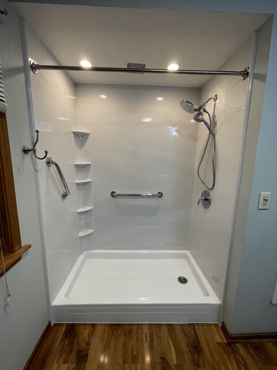 Menomonee Falls, WI, 53051, US