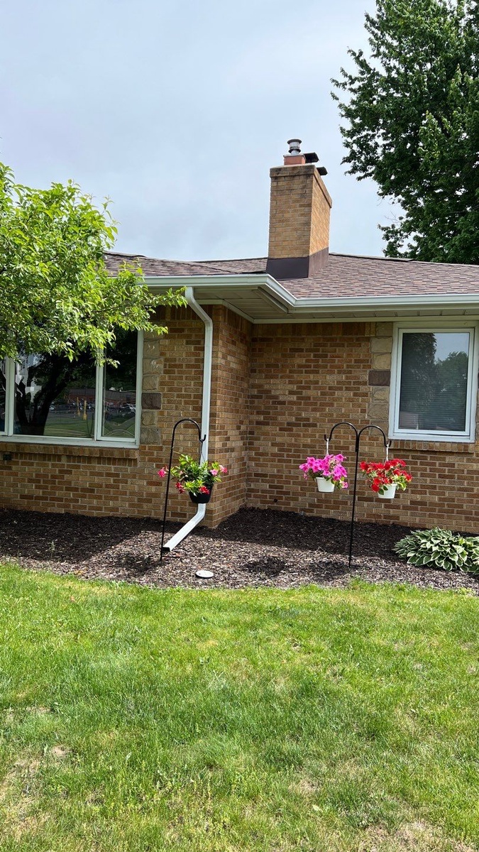 860 BELLEVUE ST SW , WYOMING, MI, US