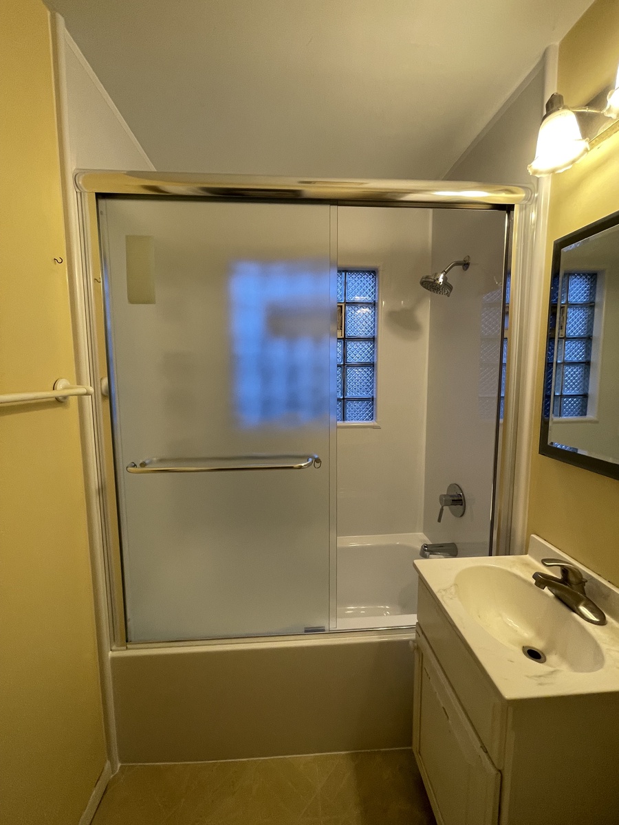 Milwaukee, WI, 53219, US