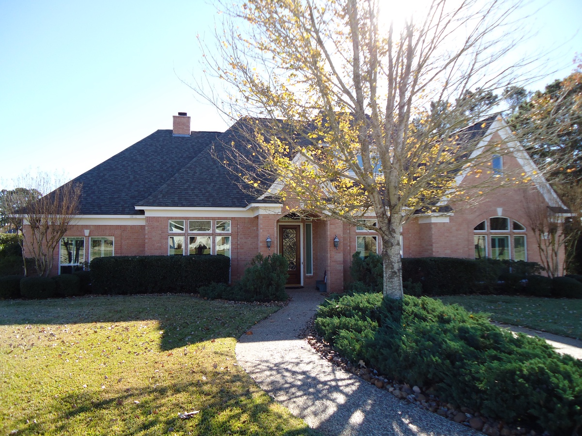38 Cloverdale Court , Montgomery, TX, US