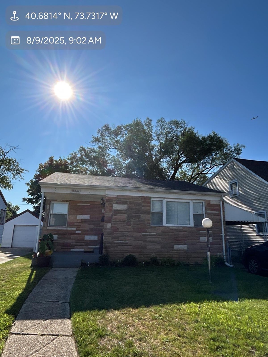128-07 235th Street , Queens, NY, US