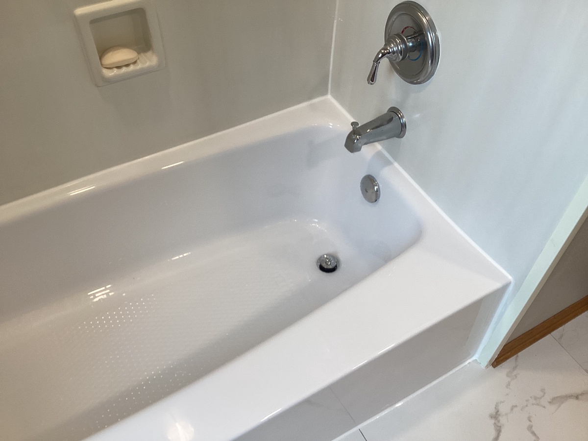 Waukesha, WI, 53186, US