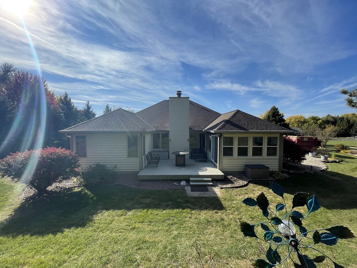 W362S2386 Lisa Lane , Dousman, WI, US