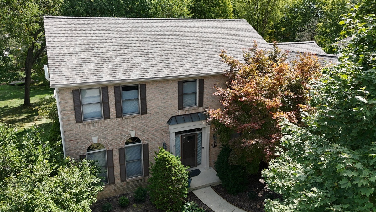 2836 Sandhurst Drive , Lewis Center, OH, US