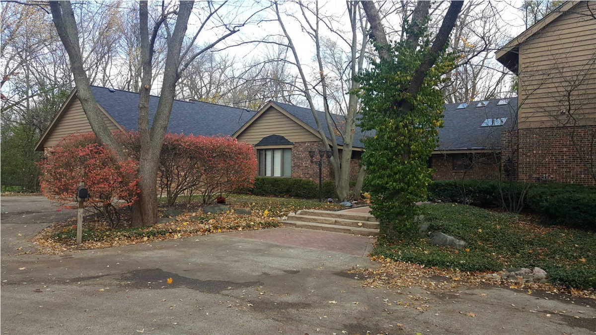 1851 Sunset Ridge Road , Northbrook, IL, US