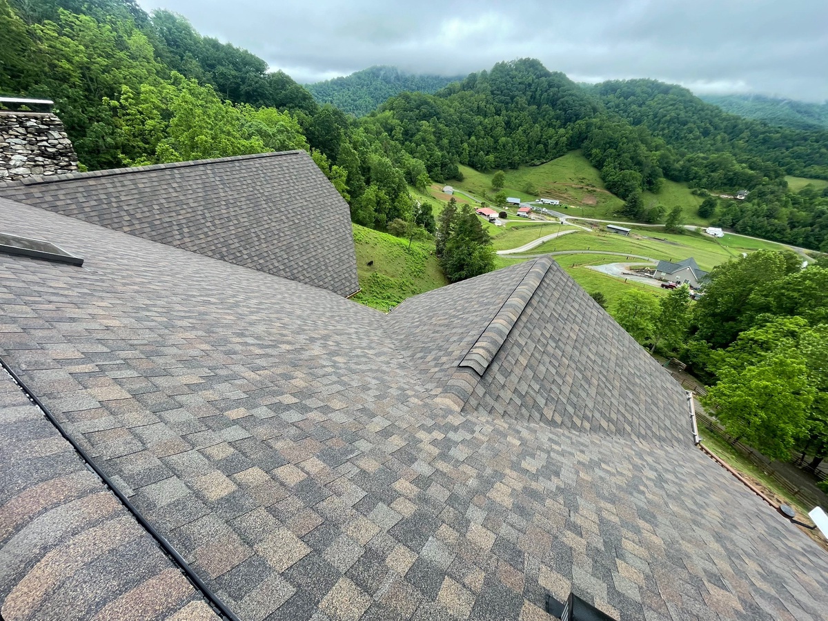 135 Potato Branch Road , Leicester, NC, US