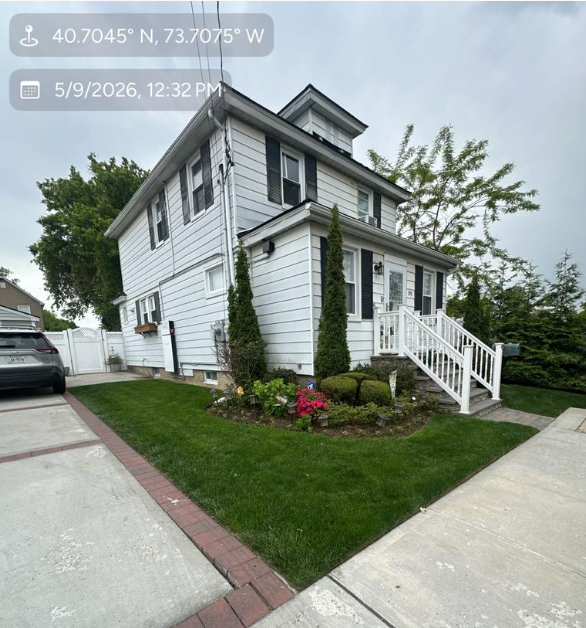 191 Hillsboro Avenue , Elmont, NY, US