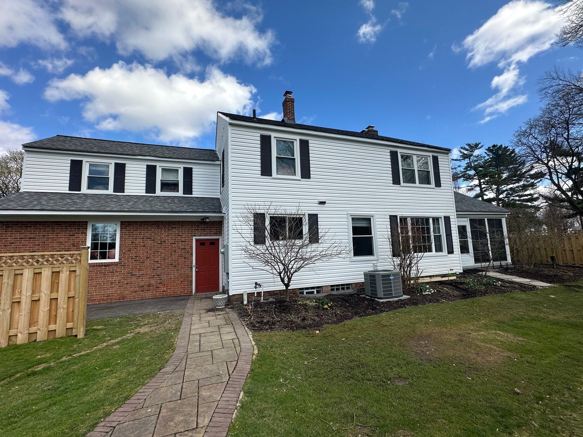 4976 Countryside Road , Lyndhurst, OH, US