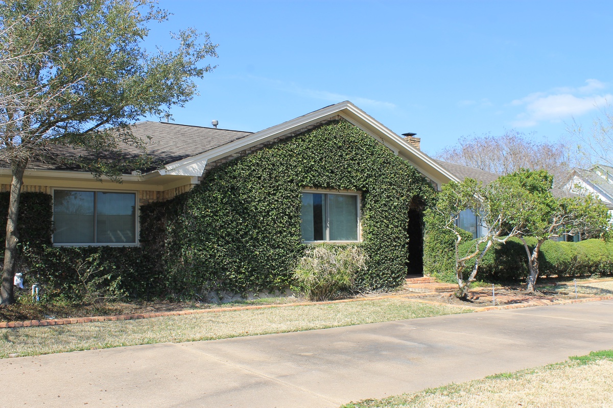2825 Shadowwood Drive , College Station, TX, US