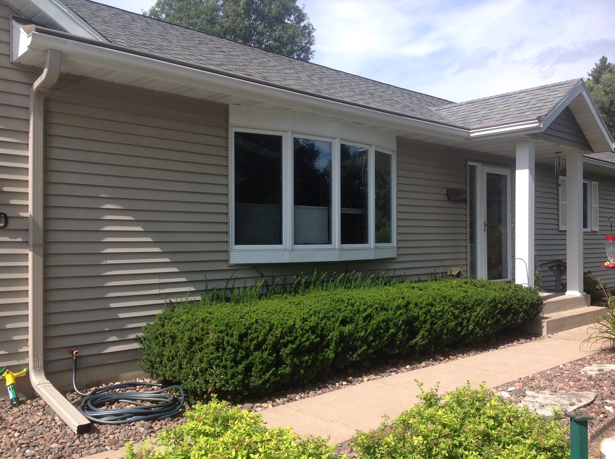 1520 Nottingham Way , Altoona, WI, US