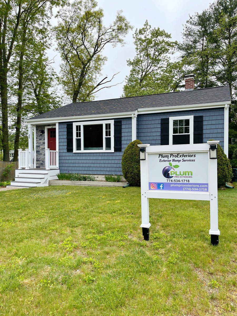 32 Loring Avenue , Whitman, MA, US