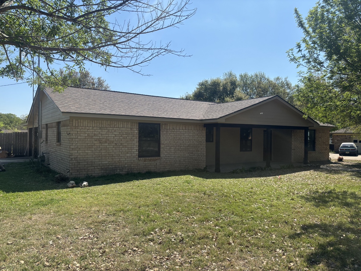 112 Wood Forest Drive , Elm Mott, TX, US